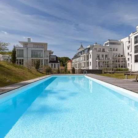 Lands End First Sellin 33 Apartment *